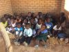 アフリカ南部、マラウイ農村の保育園運営に奔走する若者たち
